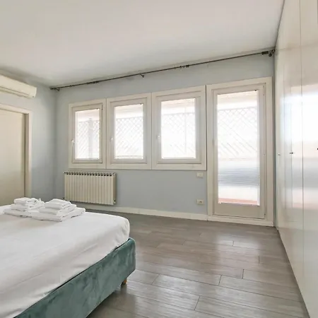 Daire Anita Via Veneto - Luxury In Center With Terrace *
